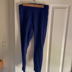 Lululemon yoga pants